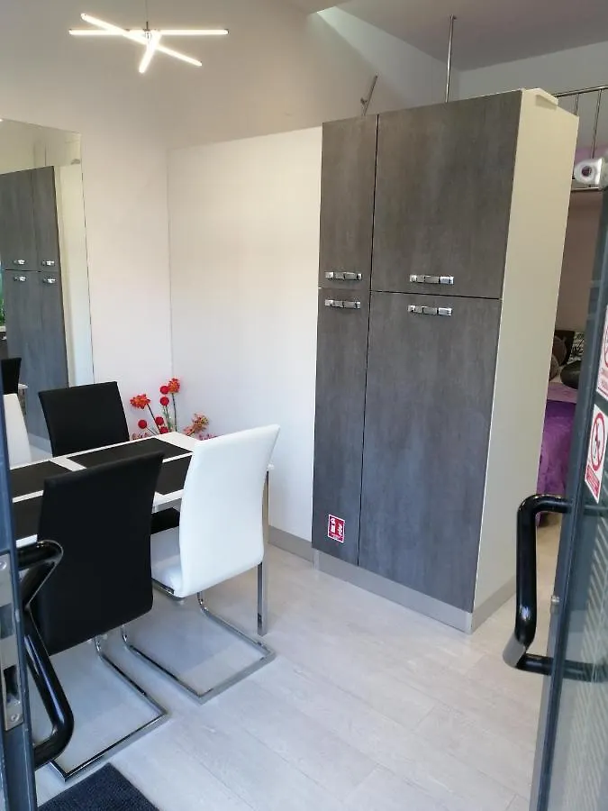 Apartment Rose By The Beach & Tennis Courts Split Kroatien