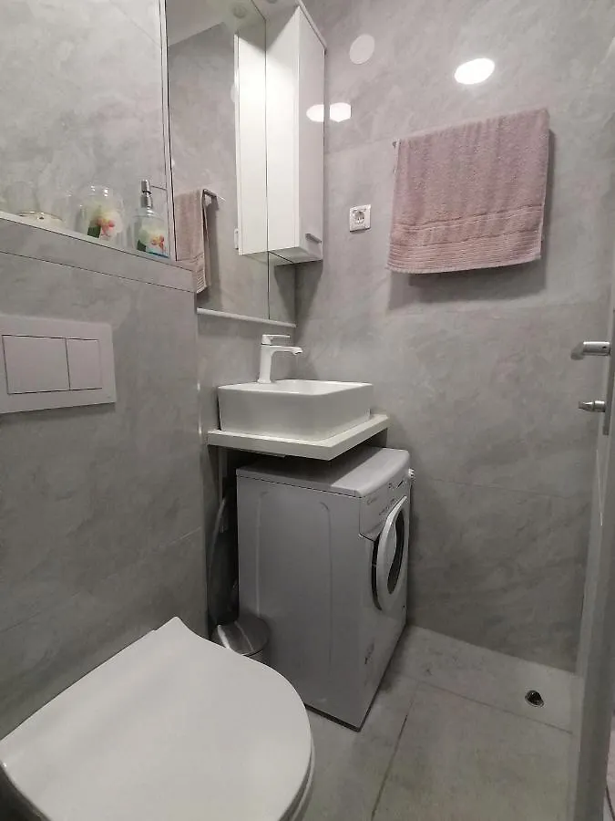 Apartment Rose By The Beach & Tennis Courts Spalato