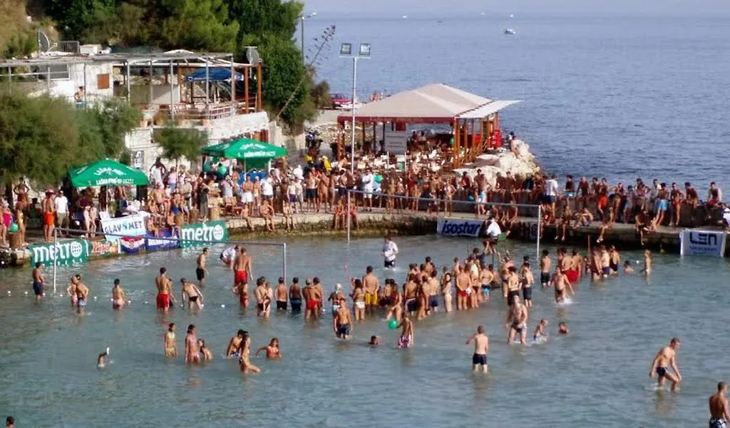 Apartment Rose By The Beach & Tennis Courts Split 0*,  Kroatien